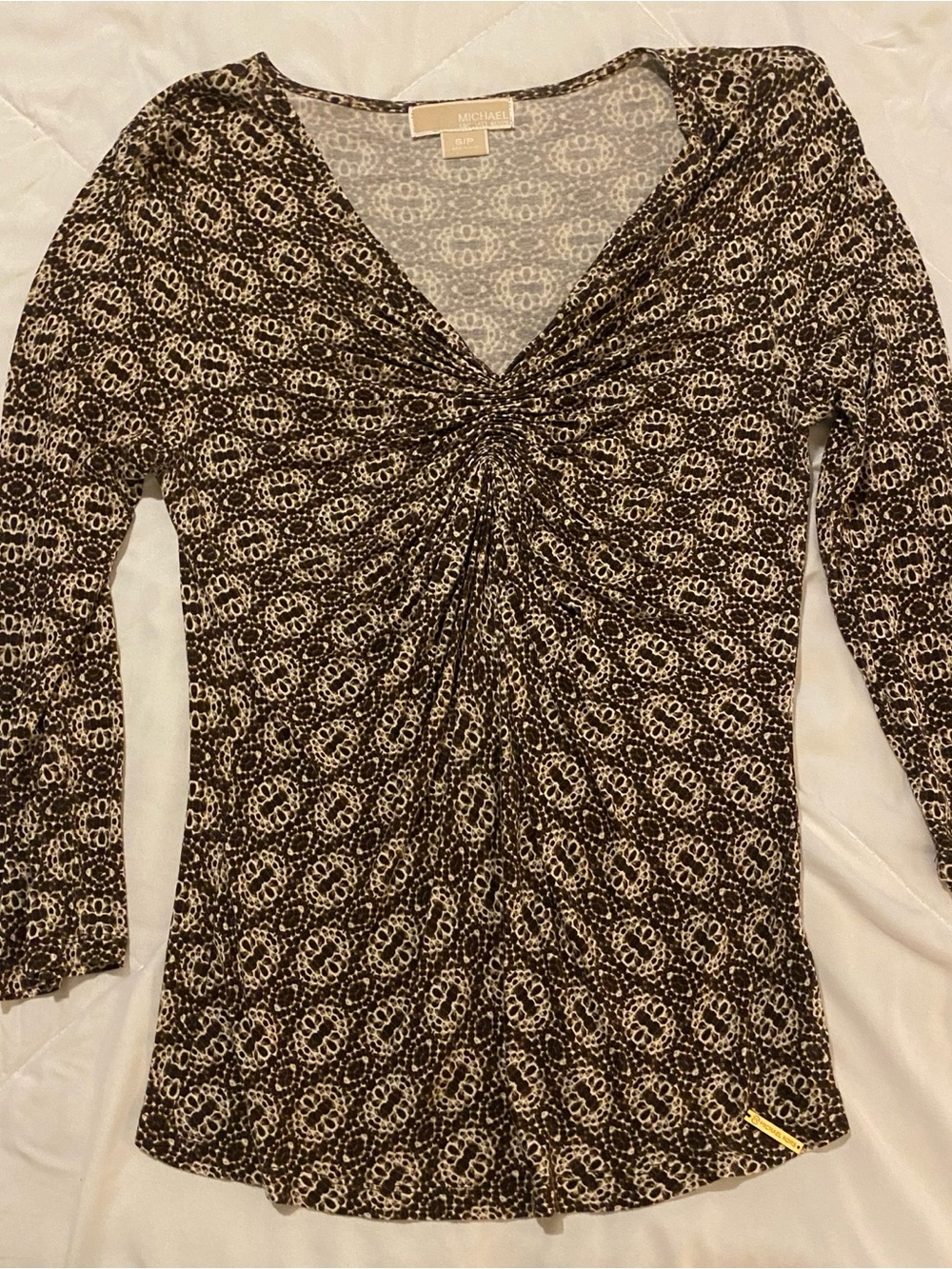 Michael Kors Black and Cream Twist-Front V-Neck Long Sleeve Top